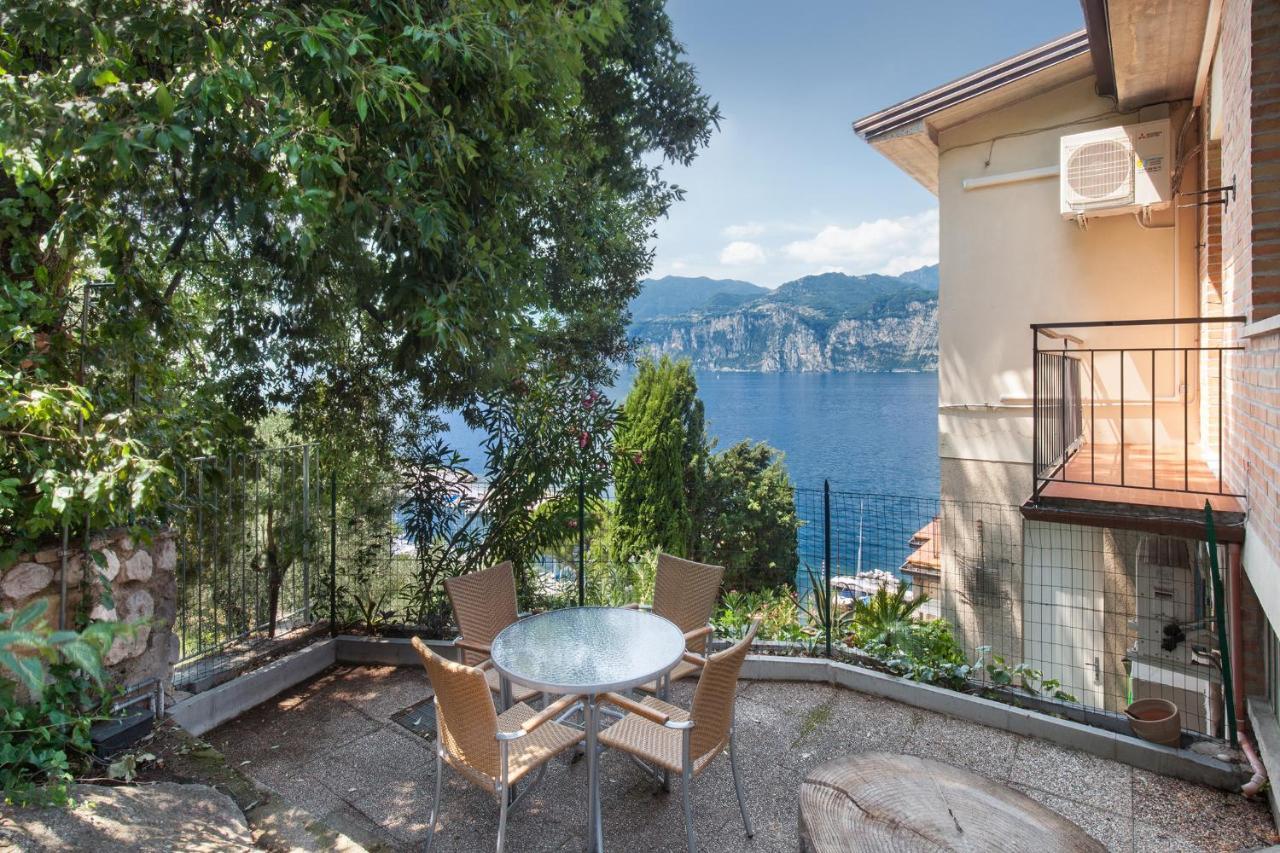 Apartment Windows On The Lake Malcesine Exterior photo